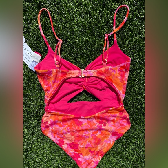 NWT L*space Eco Chic KYSLEE one piece swimsuit. Into the Tropics floral. Size 6 - Picture 2 of 8